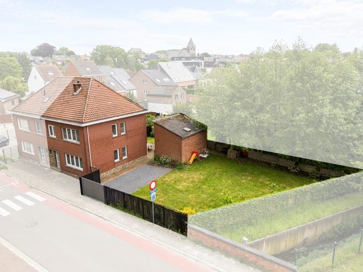 Move-in ready semi-detached house in the centre of Wolvertem
