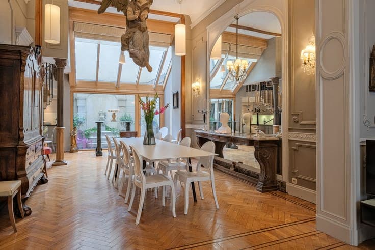 Exceptional Townhouse near Place Stéphani