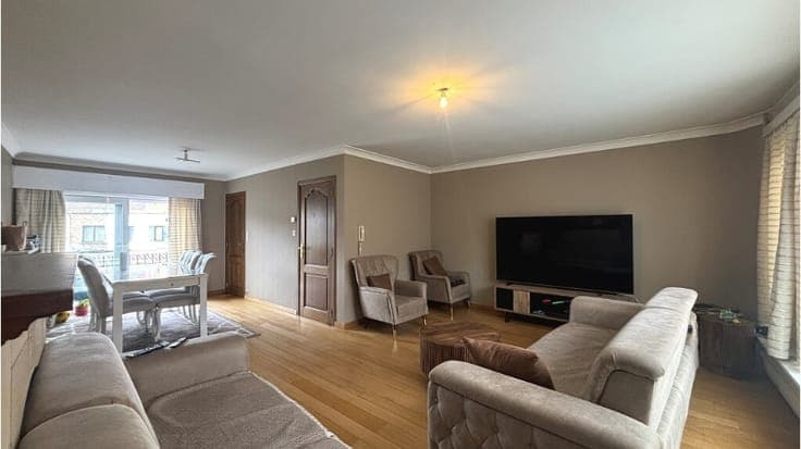 Comfortabele 3-slaapkamerwoning met tuin en dubbele garag...