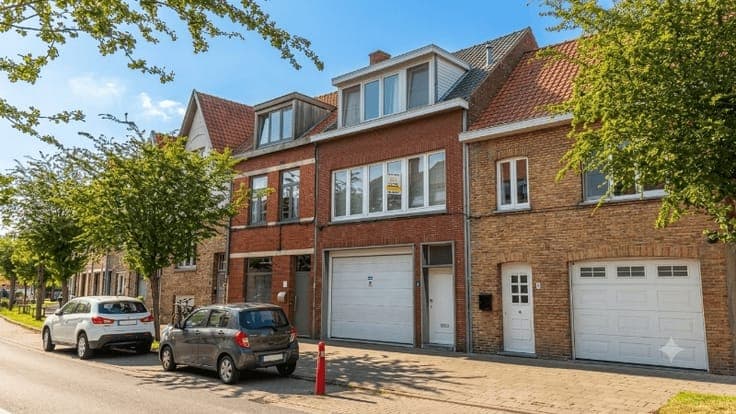 Comfortabele 3-slaapkamerwoning met tuin en dubbele garag...