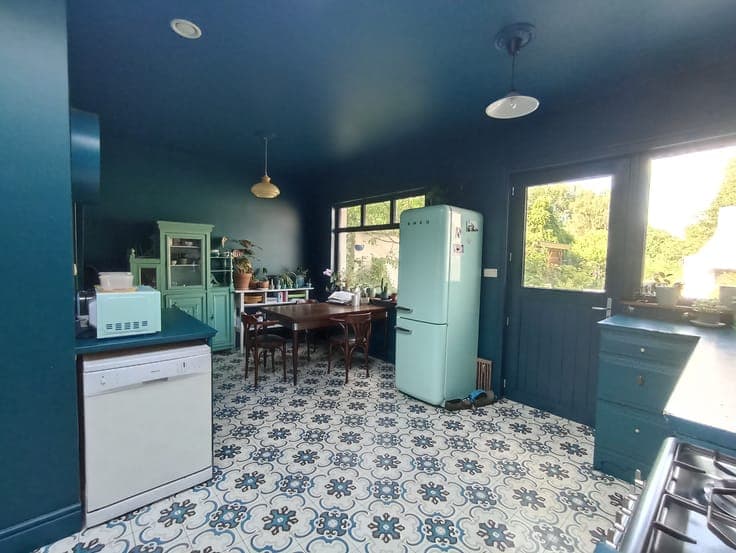 Character home with 733 m² garden and EPC B