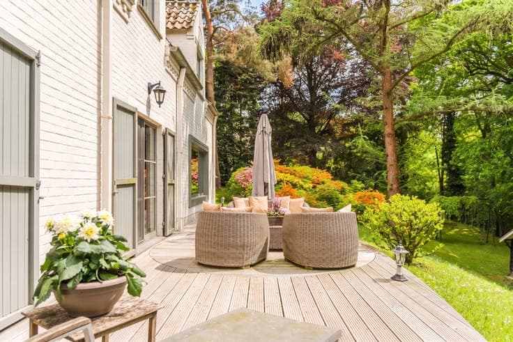 Elegance & tranquility in the heart of a private estate