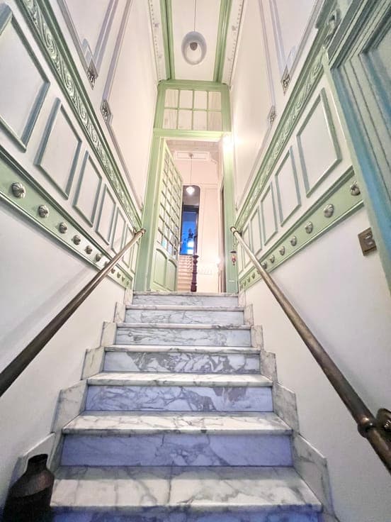 Exceptional Art Deco Family Home
