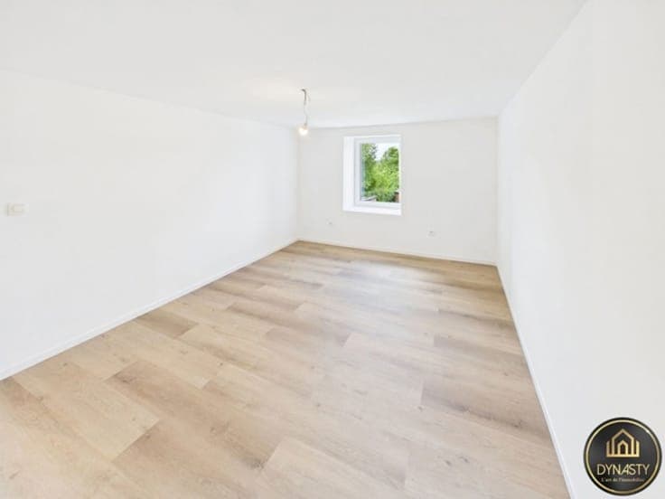 Renovated detached house with 3 bedrooms and adjoining barn