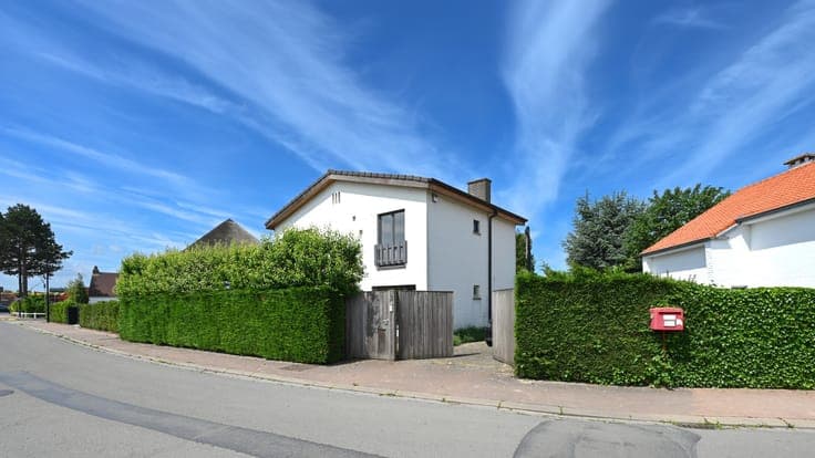 Gezellige en verrassend ruime alleenstaande woning met 5 ...
