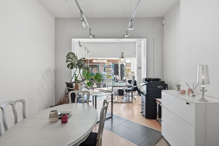 Spacious commercial property with commercial ground floor a…