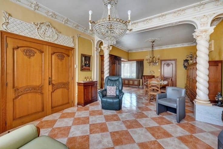 Family home for sale in Linter