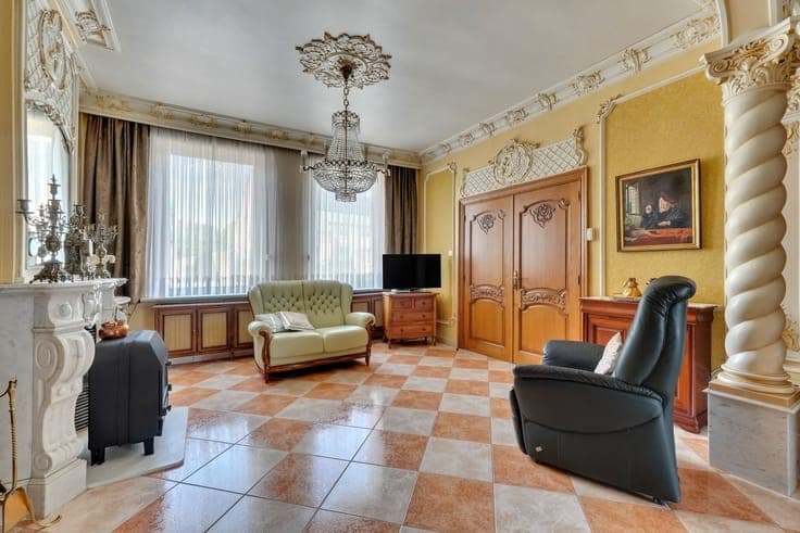 Family home for sale in Linter