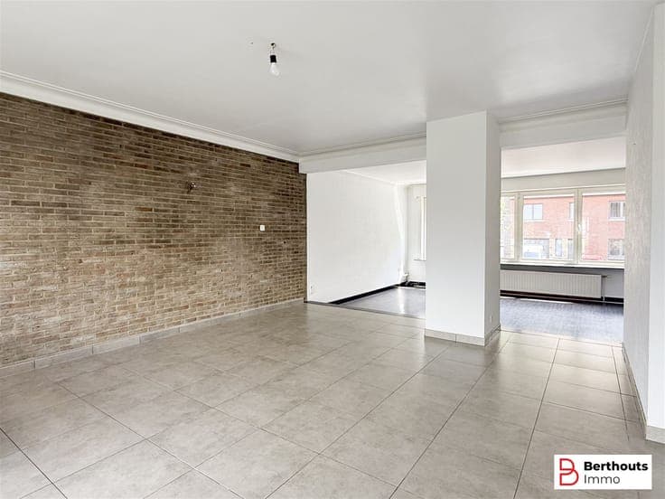 ENERGIEZUINIGE BEL ETAGE WONING IN HET HARTJE VAN GRIMBERGEN