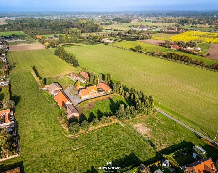 Landelijk gelegen Hoeve met potentieel op 1 HA