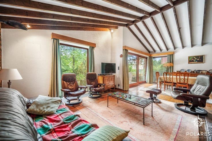 Detached house with exceptional potential in Linden