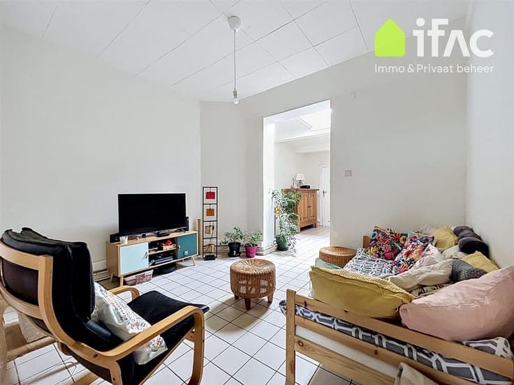 Well-located property with 3 bedrooms