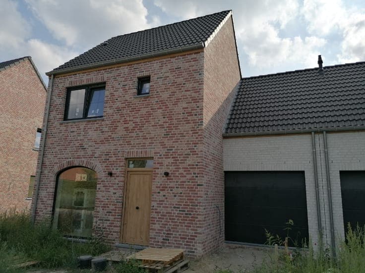 Luxueus ingerichte nieuwbouw woning met warmtepomp