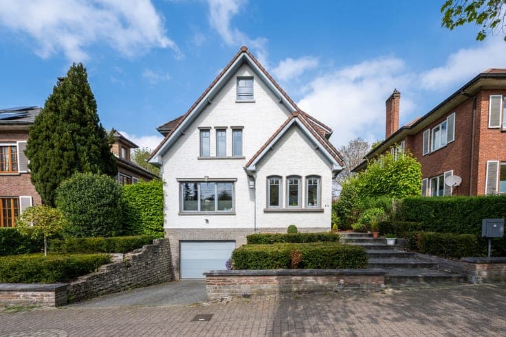 WOLUWE-ST PIERRE- Beautiful villa near Stockel