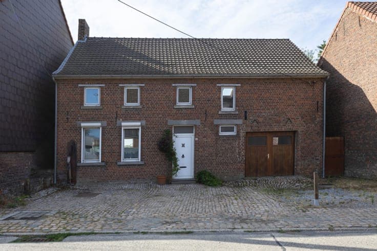House in Ramillies