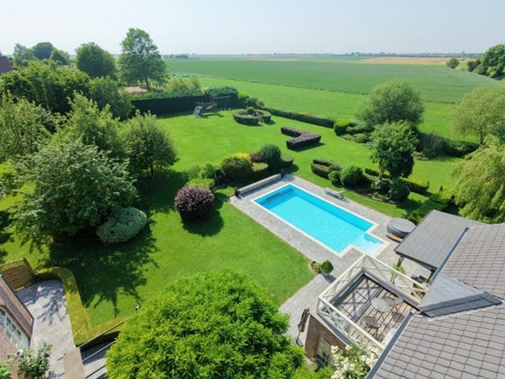 Exceptional Property with Swimming Pool and Views over a Nat