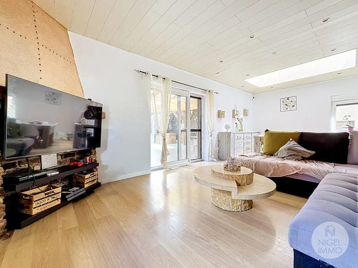 🏡 Maison + studio, piscine, jacuzzi, garage, PEB: E & F