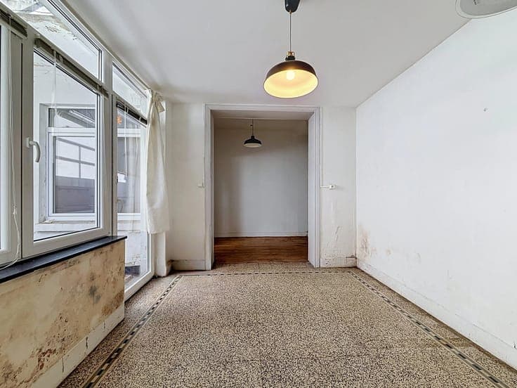 HOUSE 3 BEDROOMS WITH GARAGE AND COURTYARD NEAR THE BASILICA