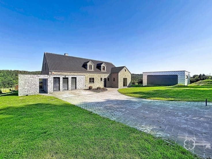 House in Rochefort