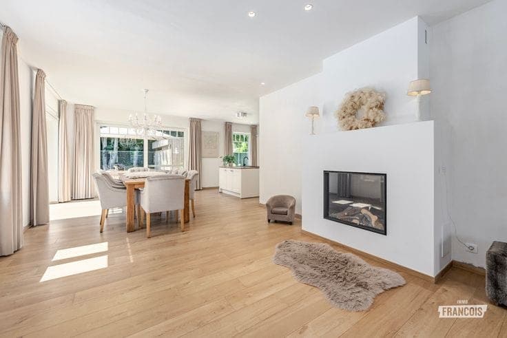 Exclusieve nieuwbouwvilla met hoogwaardige afwerking en 3 s…