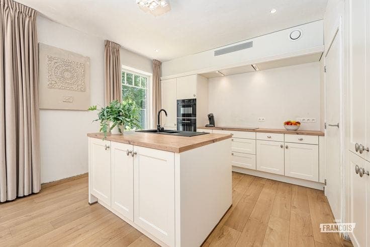 Exclusieve nieuwbouwvilla met hoogwaardige afwerking en 3 s…