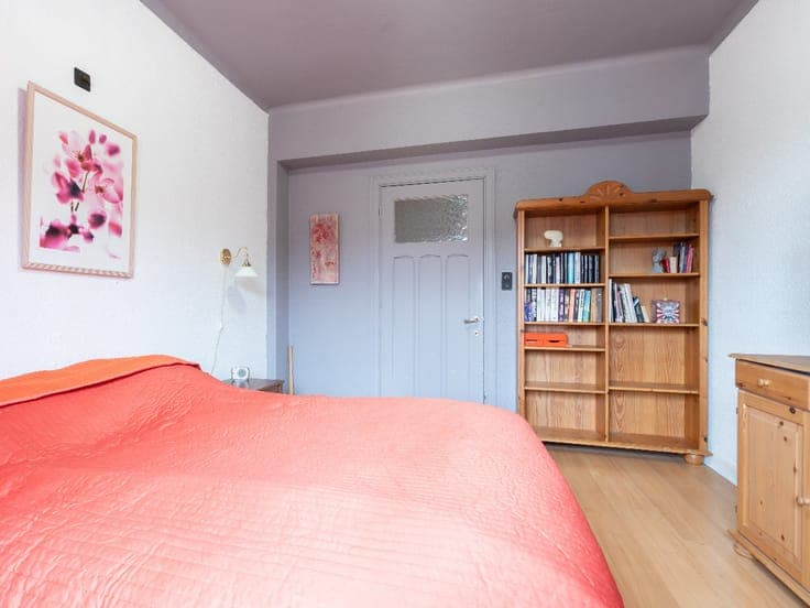 House with Conversion Potential in Saint-Hubert