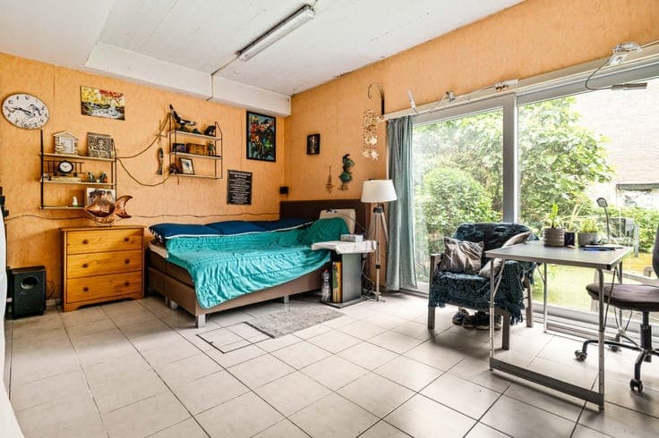 Bel-etage met 4 slpk in rustige woonwijk