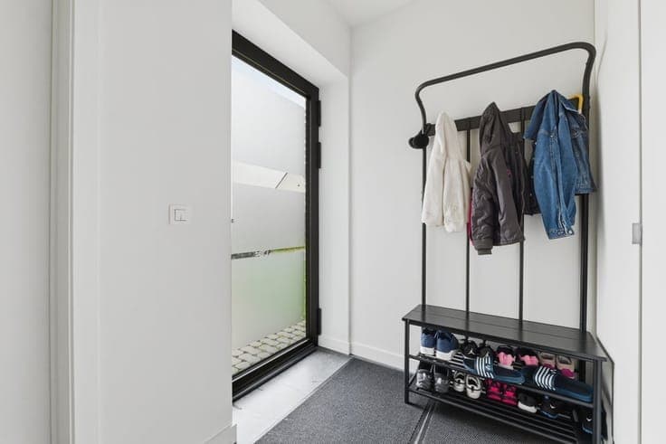 STIJLVOLLE EN ENERGIEZUINIGE WONING MET 3 SLKS EN TUIN IN...