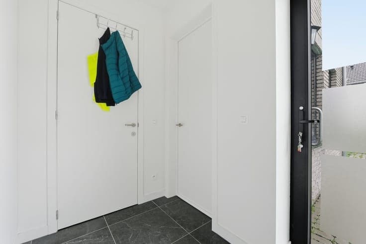 STIJLVOLLE EN ENERGIEZUINIGE WONING MET 3 SLKS EN TUIN IN...