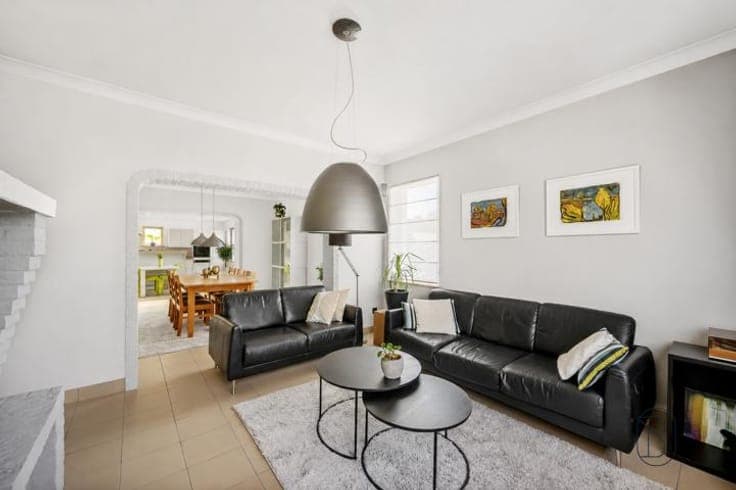 Quietly located semi-detached home with EPC B!