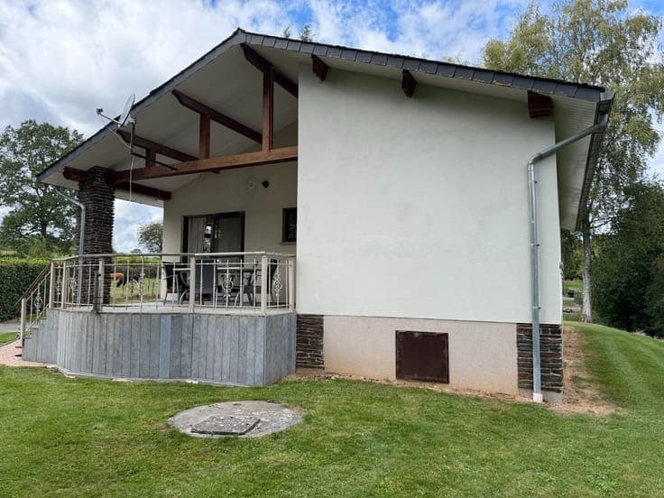 **Prachtig gelegen (vakantie) woning aan de Lesse**