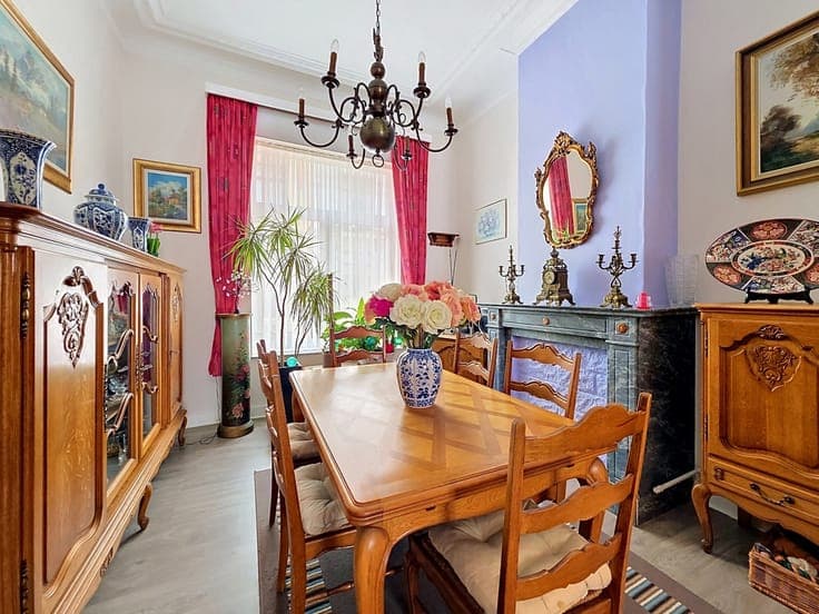 Characterful home just steps from Cinquantenaire Park