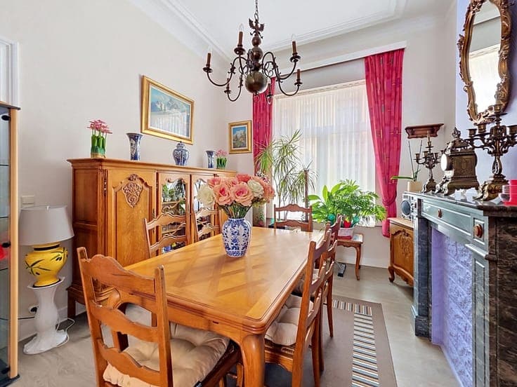 Characterful home just steps from Cinquantenaire Park