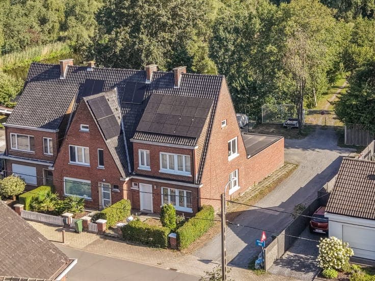 Instapklare woning met garage op toplocatie te Dendermonde!