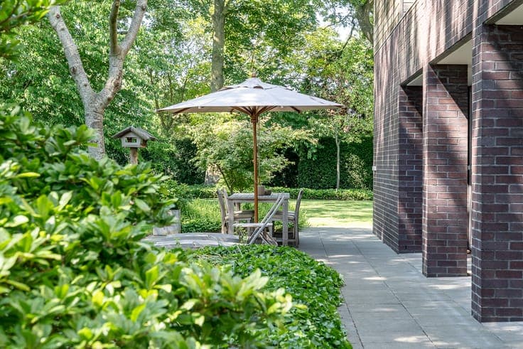 Unique villa with practical opportunity in Sijsele (Damme)