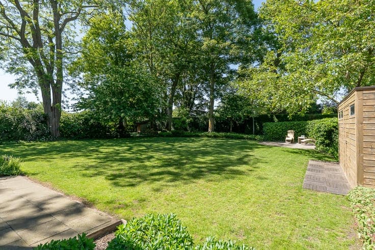 Unique villa with practical opportunity in Sijsele (Damme)