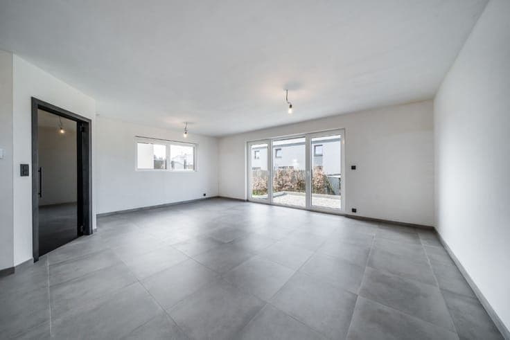 New detached house with garden, Graide, 6% VAT