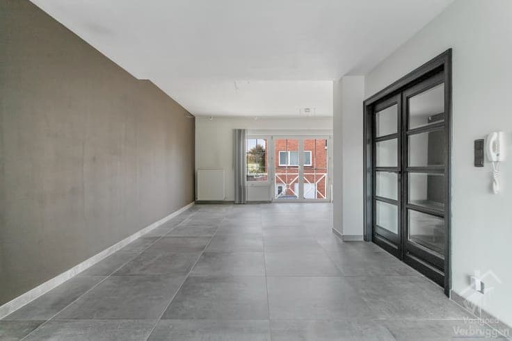 Instapklare moderne woning met 3 slaapkamers, bureau en d...