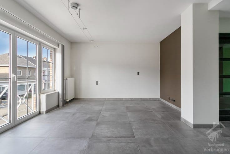 Instapklare moderne woning met 3 slaapkamers, bureau en d...