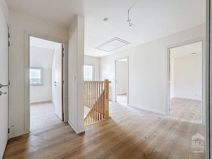 NEW HOMES IN A PEACEFUL SETTING – SEMI-DETACHED, THREE-SIDED