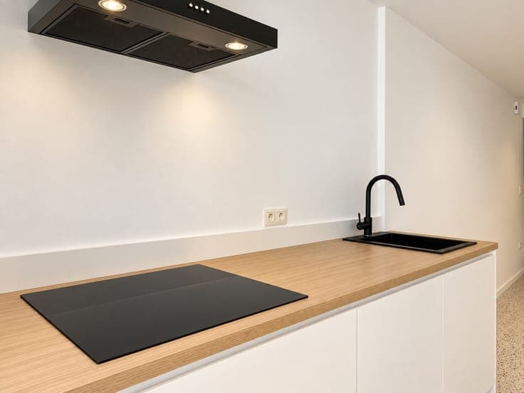 Vernieuwbouwwoning met 3 slaapkamers en koer