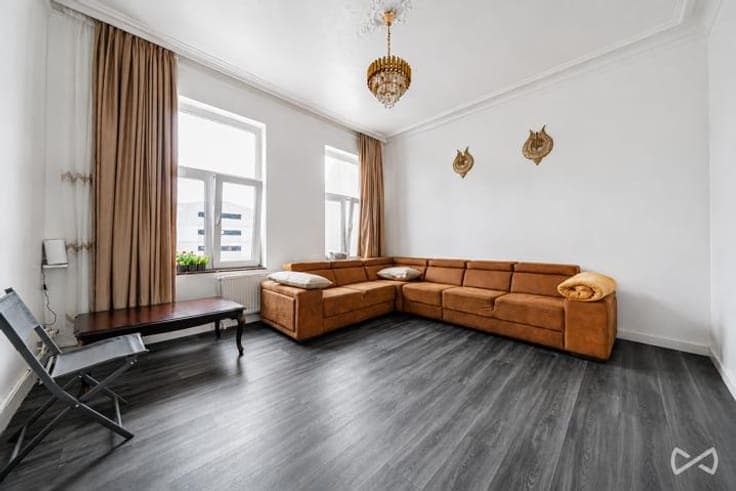 6-Unit Investment Property