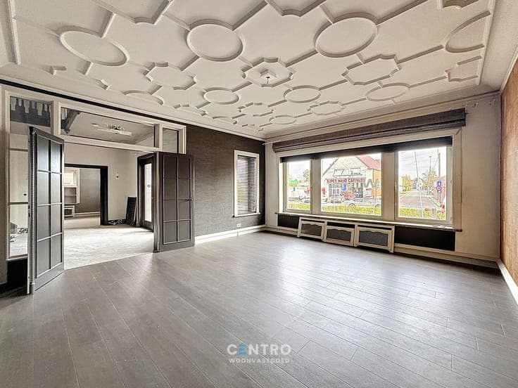 Commerciële site met woonst op toplocatie te Roeselare!