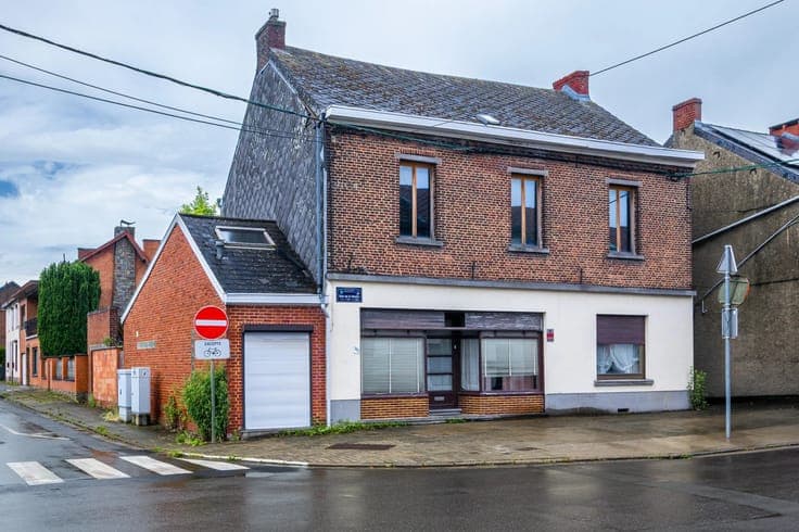 Sale - House La Louvière - 130,000 €