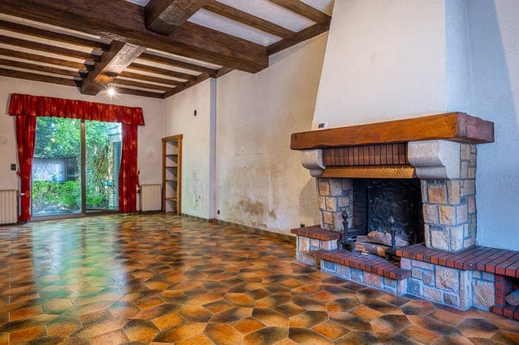 Sale - House La Louvière - 130,000 €