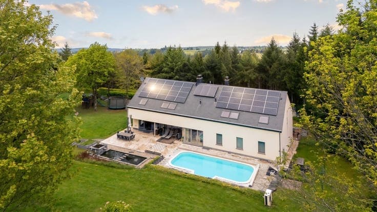 Houffalize - Contemporary Estate Surrounded by Nature
