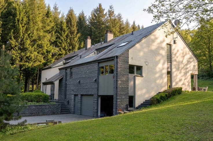 Houffalize - Contemporary Estate Surrounded by Nature