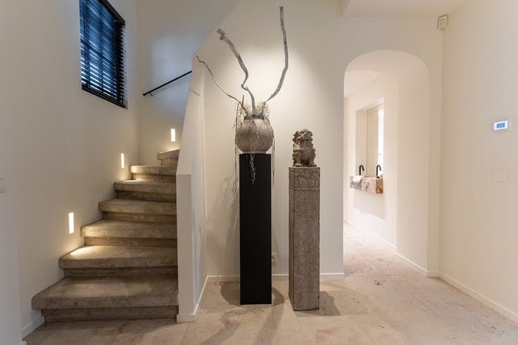 Exclusieve alleenstaande villa met 6 slaapkamers en zwemb...