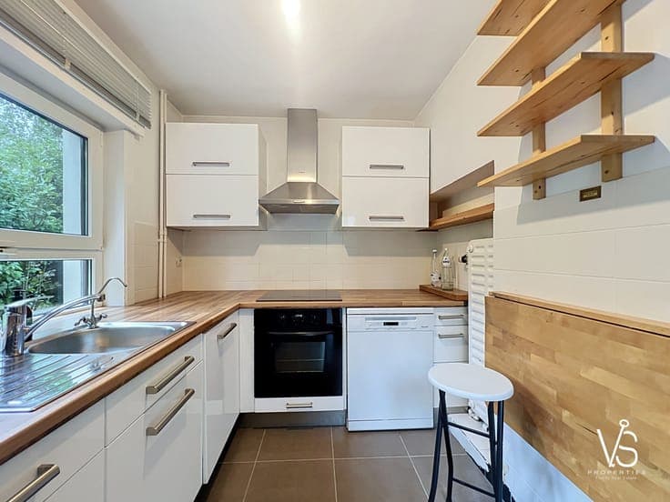 MAGNIFICENT CHARMING VILLA WITH 4 BEDROOMS AND GARDEN!