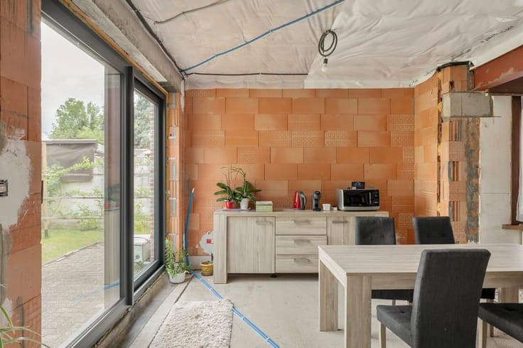 Ruime rustige vrijstaande woning met nieuwbouw-uitbouw